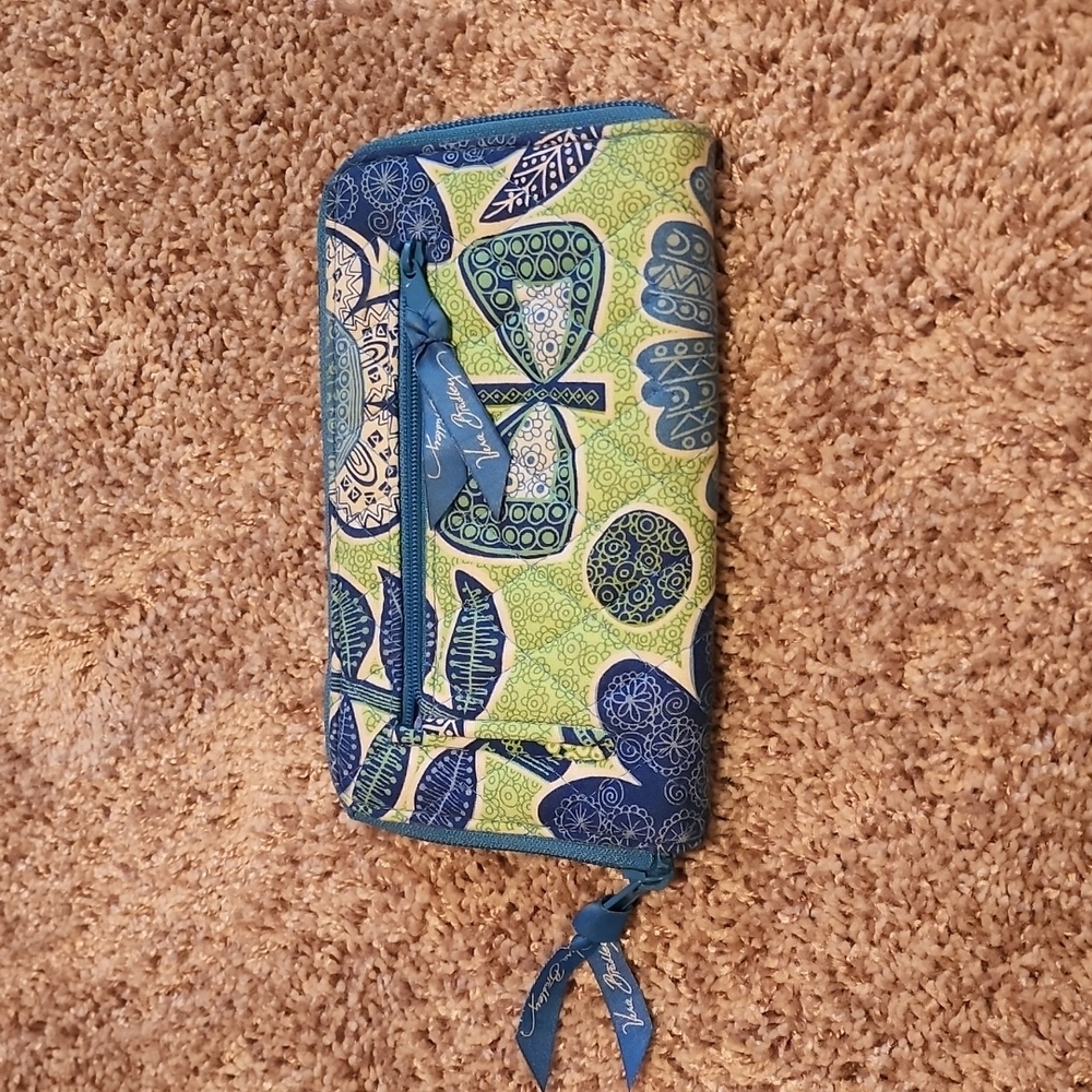 Vera Bradley wallet